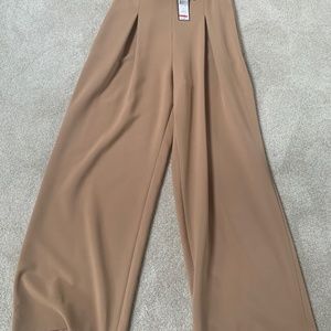 Wide leg pants